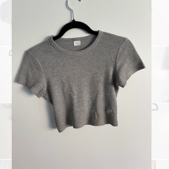 CROP tee - Picture 1 of 1
